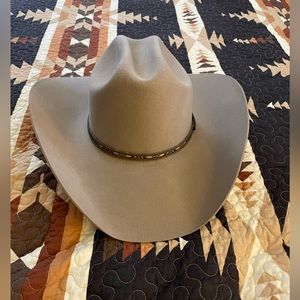 Bailey tan felt cowboy hat